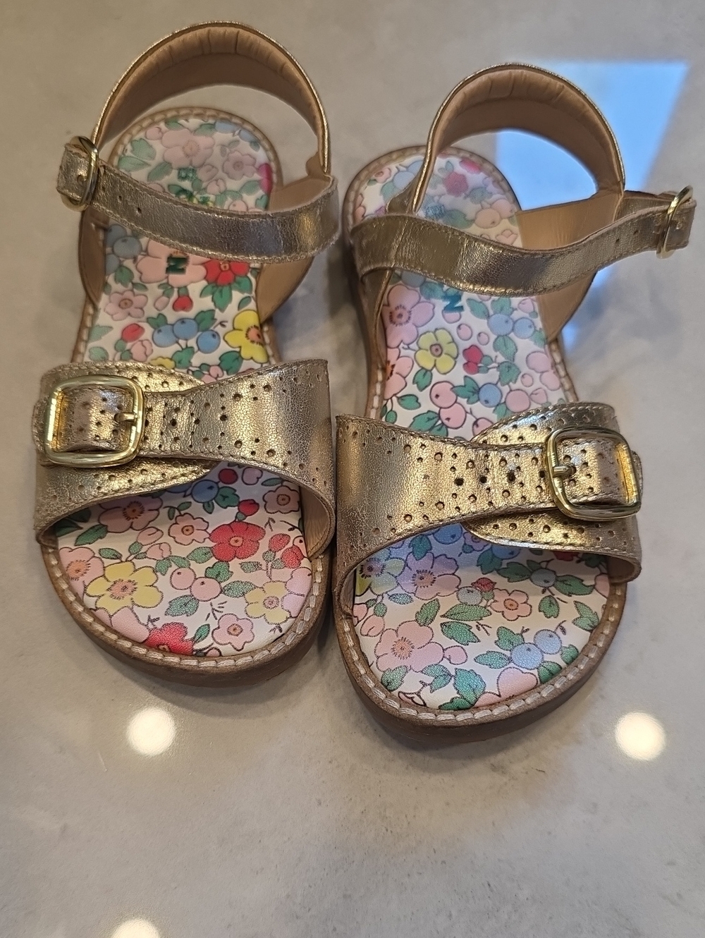 Mini Boden Kids Metallic Gold Floral Insole Sandals Size 30 (12.5- 13)